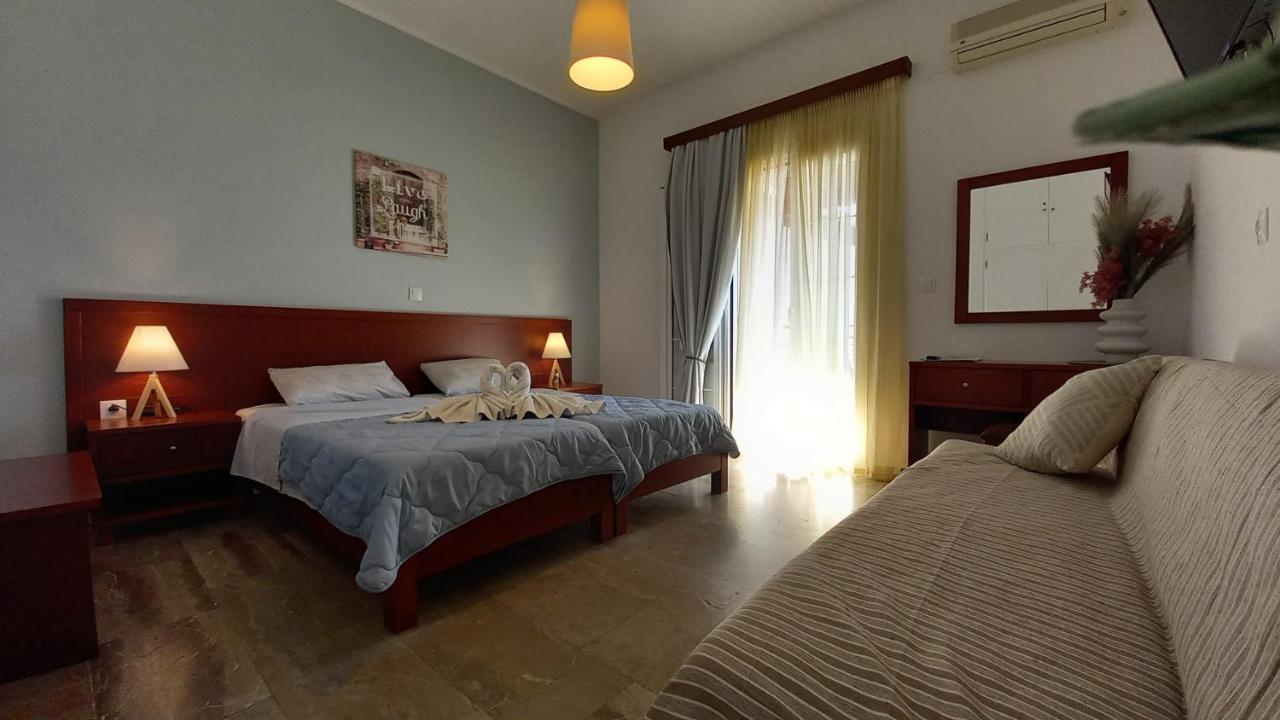 Bella Vista Apartments Пелекас Екстер'єр фото
