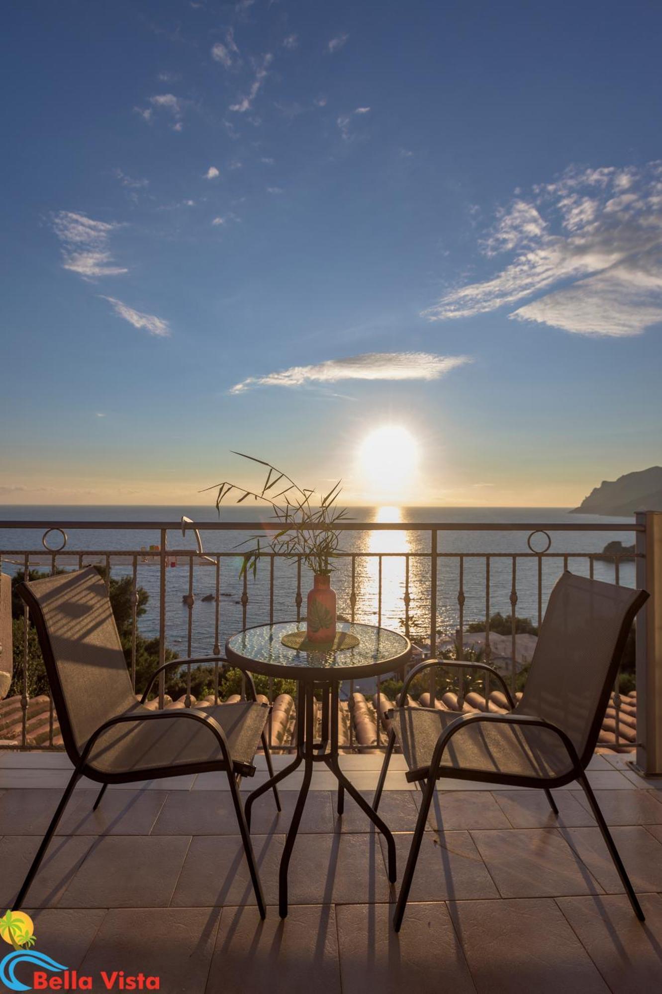 Bella Vista Apartments Пелекас Екстер'єр фото