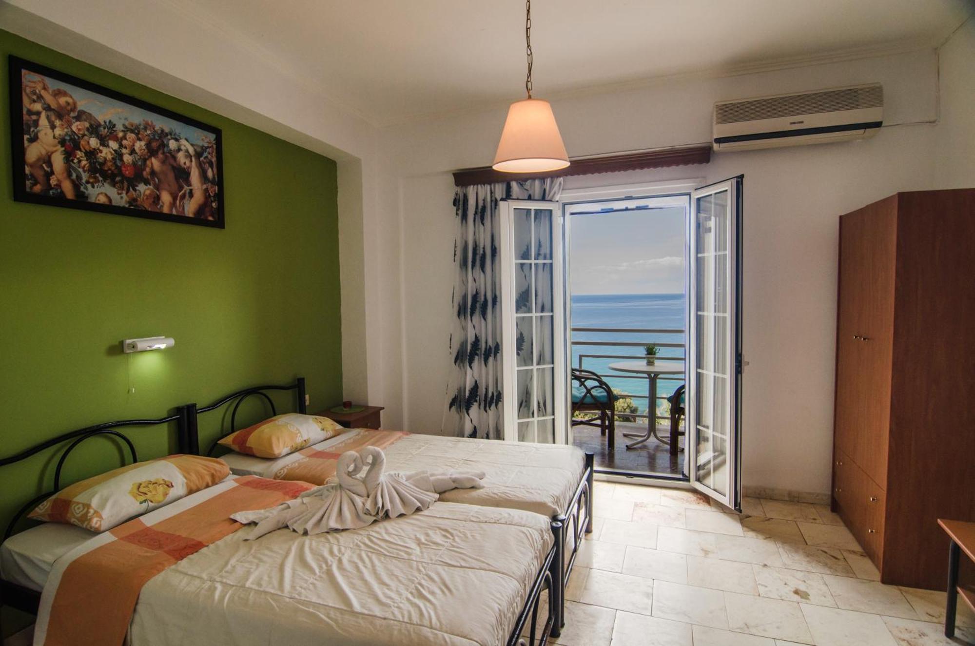 Bella Vista Apartments Пелекас Номер фото