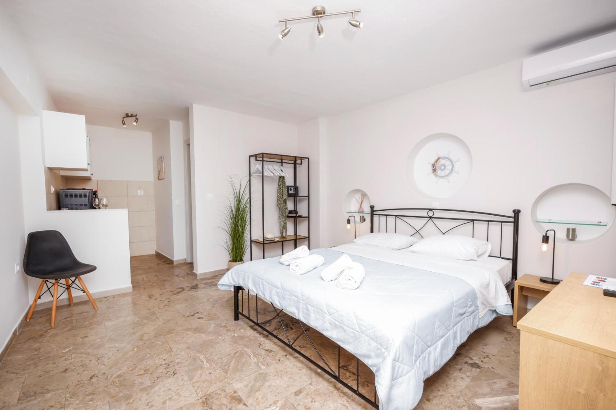 Bella Vista Apartments Пелекас Екстер'єр фото